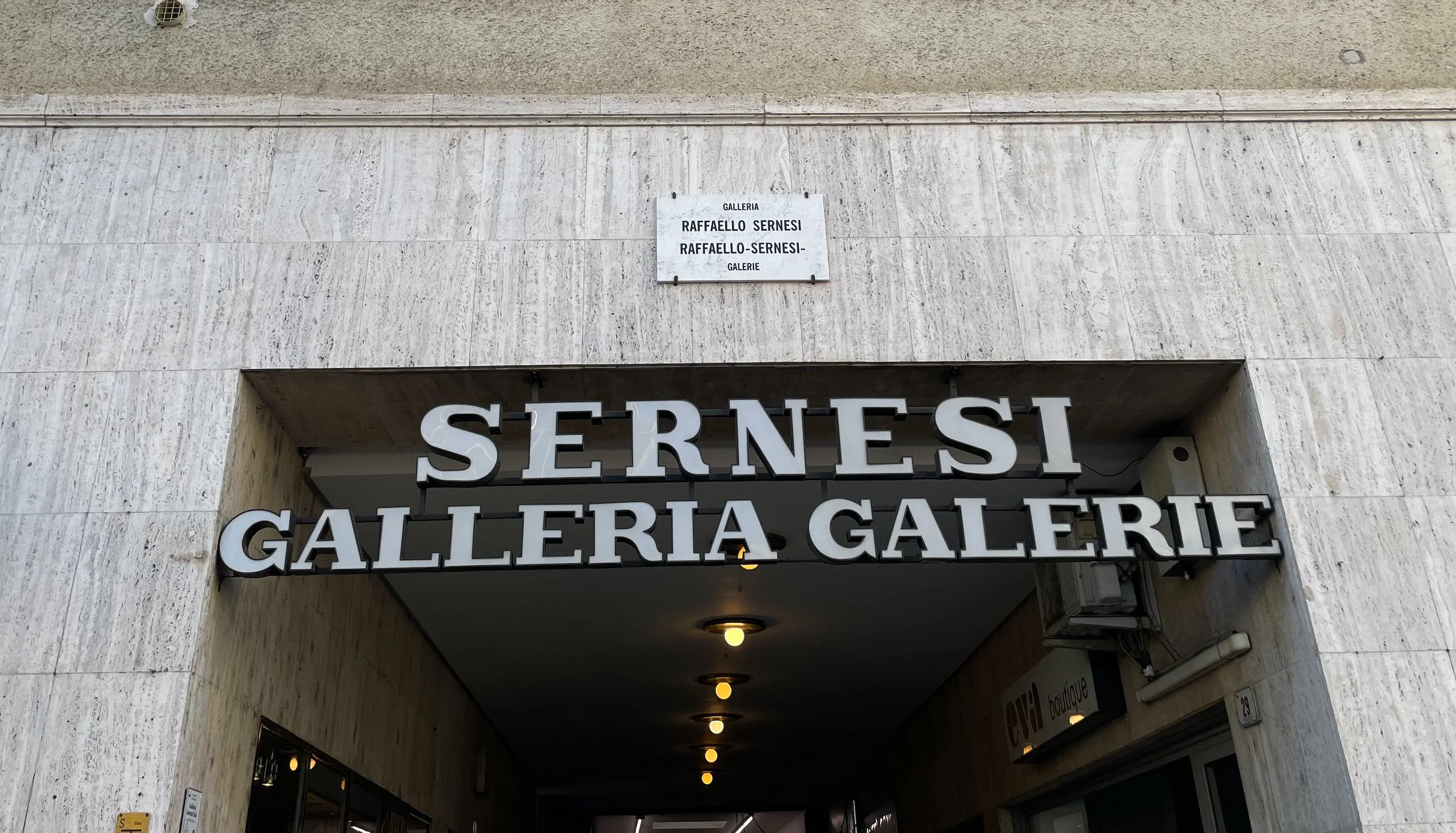 Mura e attività in vendita – Centro Storico