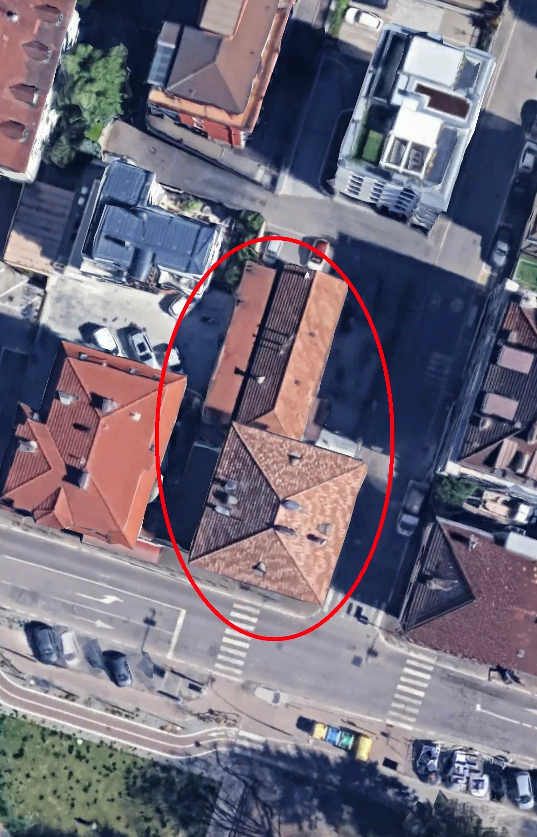 Intero palazzo storico in vendita a Bolzano