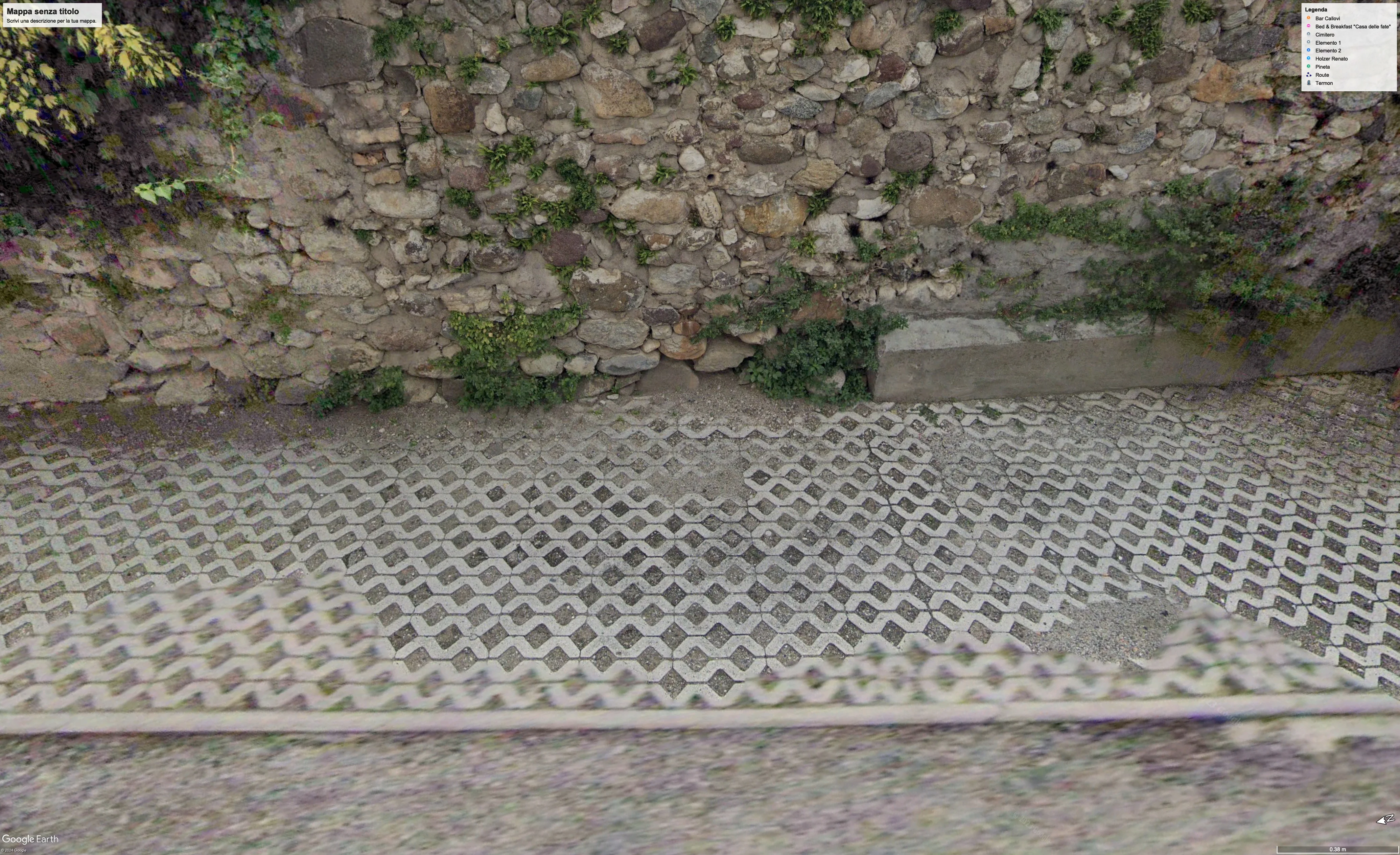 Piccolo compendio immobiliare in Val di Non
