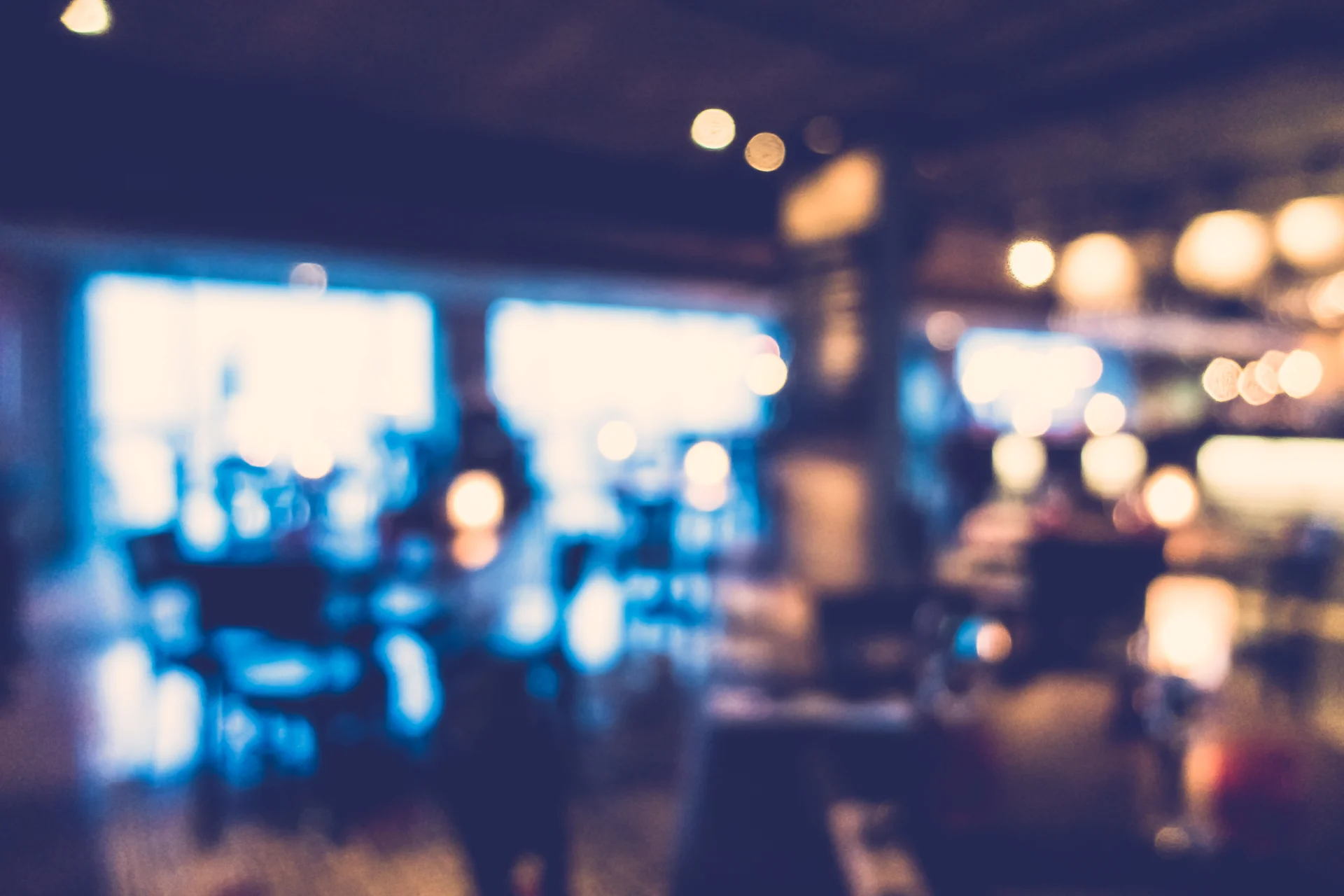 Bar / Cocktail Bar / Caffetteria in centro storico
