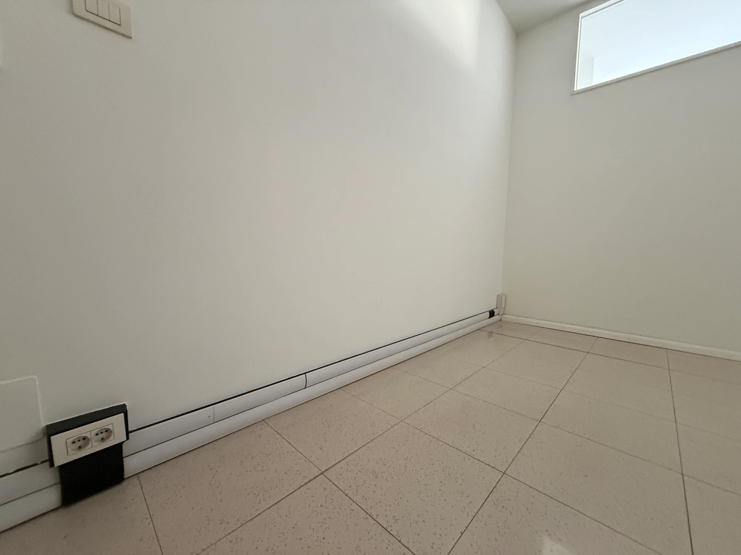Büro in Bozen – Messezone, 109 m²