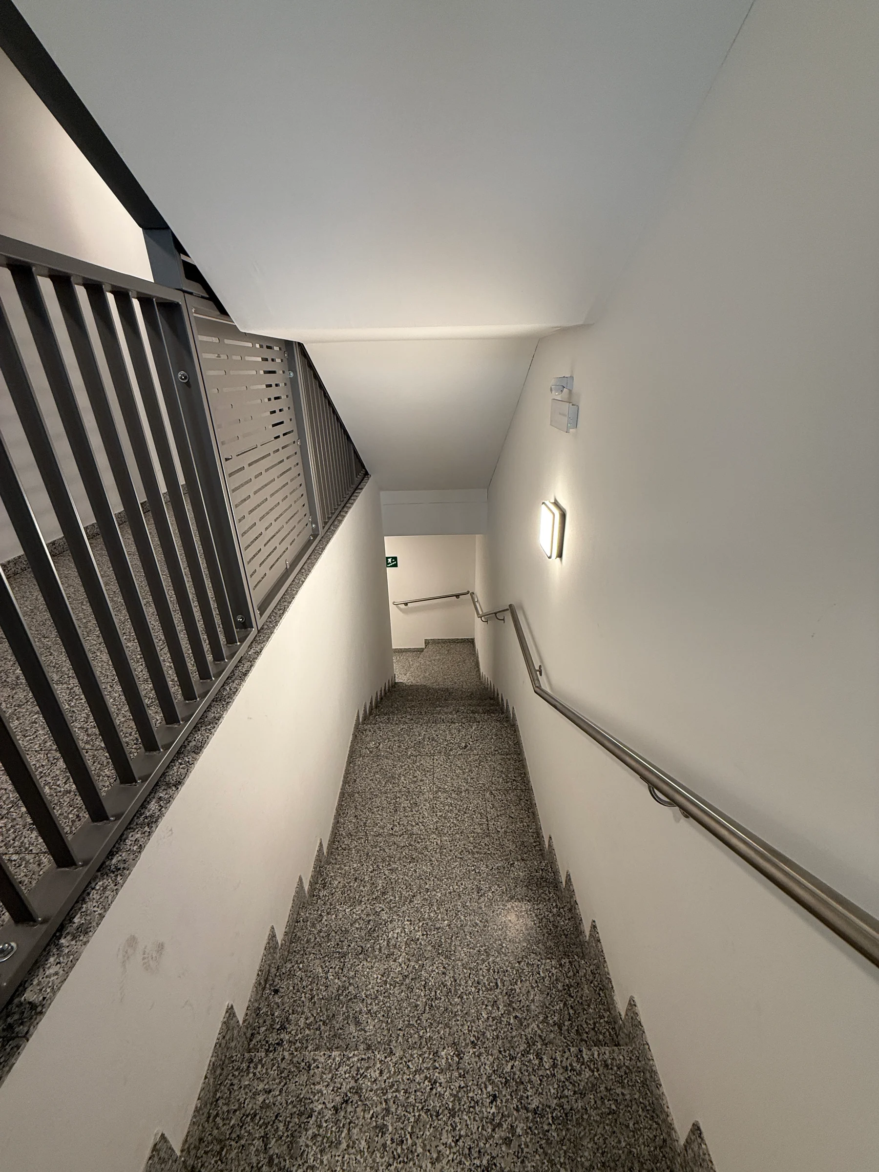 CasaClima A con giardino privato, garage e cantina