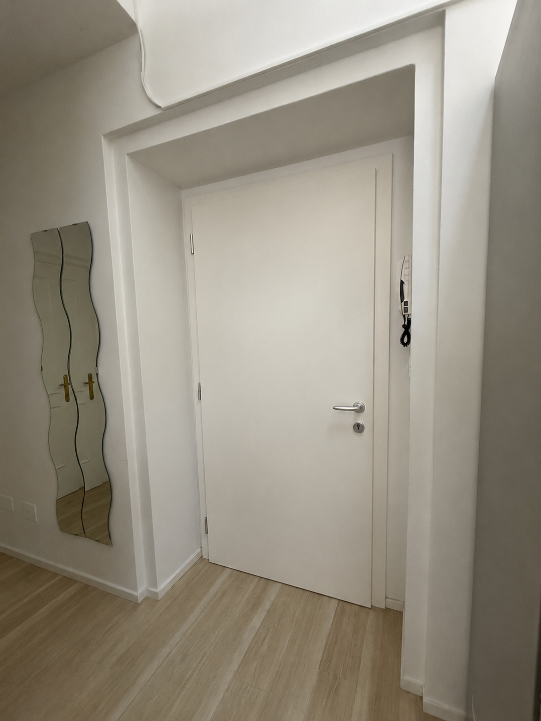BOZEN ZENTRUM — MAISONETTE MIT CHARAKTER, TERRASSE UND PRIVATSPHÄRE