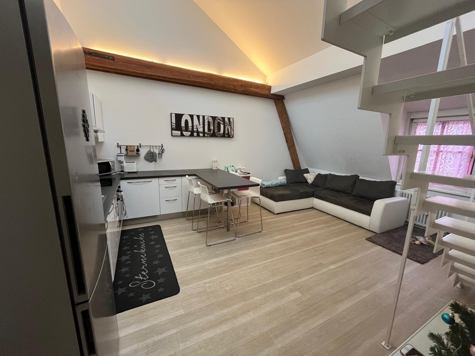 BOZEN ZENTRUM — MAISONETTE MIT CHARAKTER, TERRASSE UND PRIVATSPHÄRE
